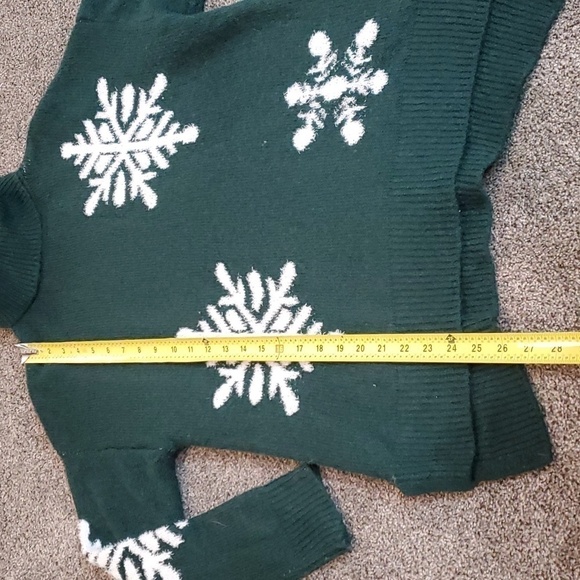 Anthropologie Cupcakes & Cashmere Turtleneck Snowflake Revolve Sweater sz M - Picture 2 of 9